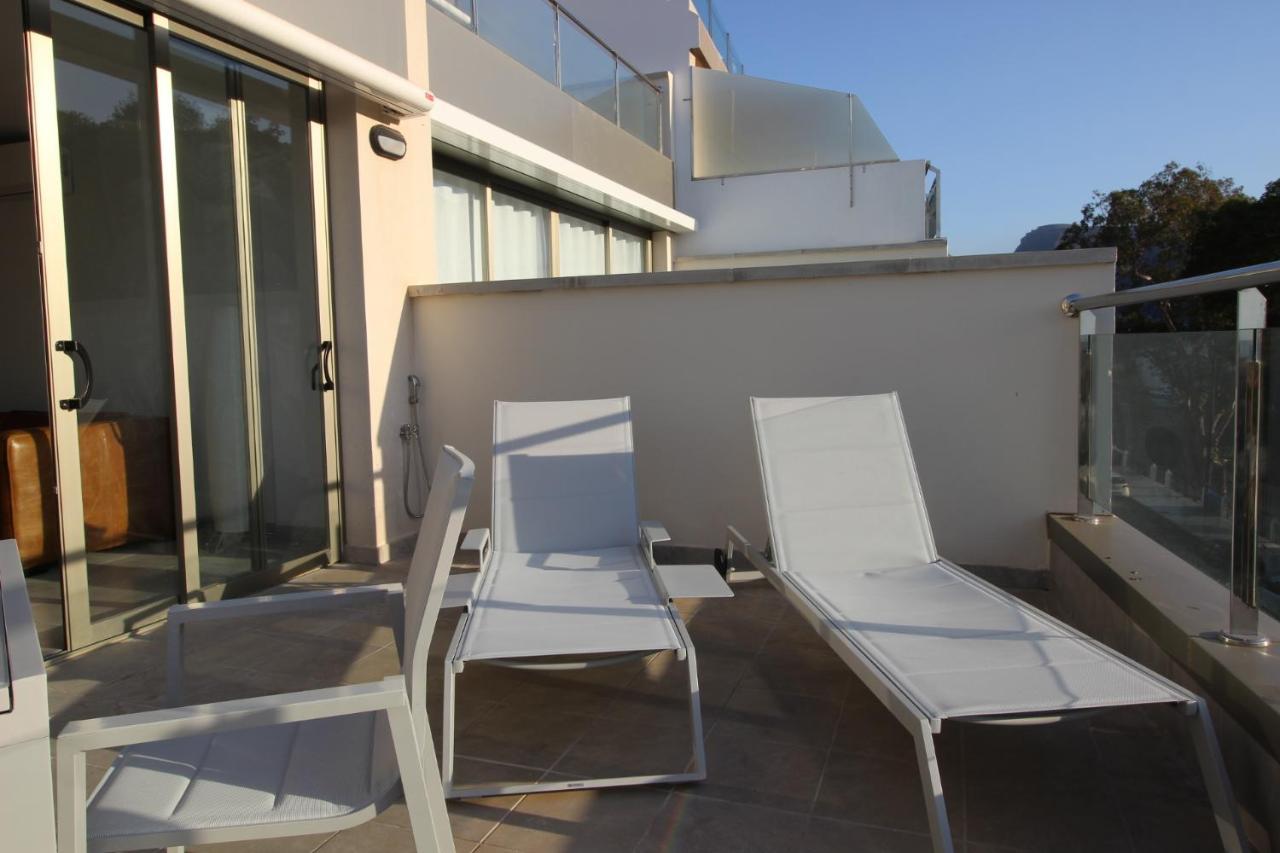 Sun, Sea And Rocks Apartment Puerto De Mogan Bagian luar foto